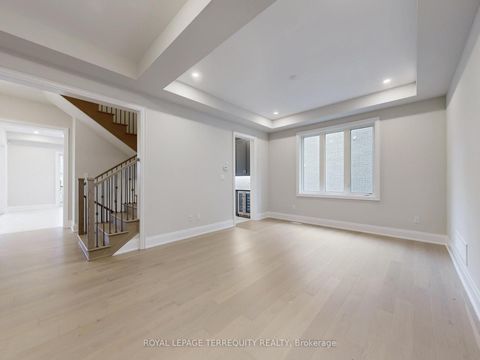 Photo 7 at 161 Cranberry Lane, Aurora Highlands, Aurora