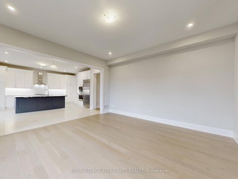 Photo 12 at 161 Cranberry Lane, Aurora Highlands, Aurora