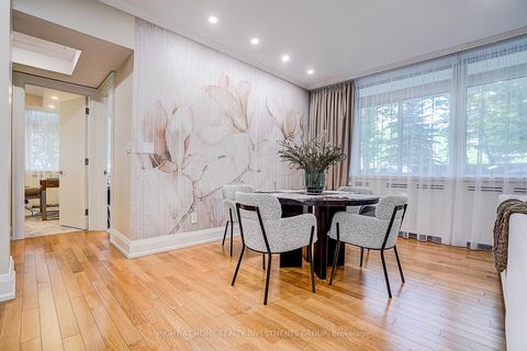 Photo 17 at 102 - 500 Avenue Road, Casa Loma, Toronto