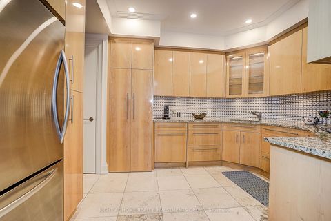 Photo 21 at 102 - 500 Avenue Road, Casa Loma, Toronto