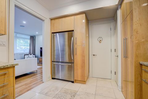 Photo 25 at 102 - 500 Avenue Road, Casa Loma, Toronto