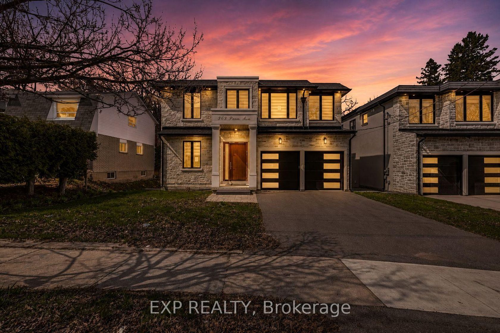 363 Penn Avenue, London, Newmarket photo 0