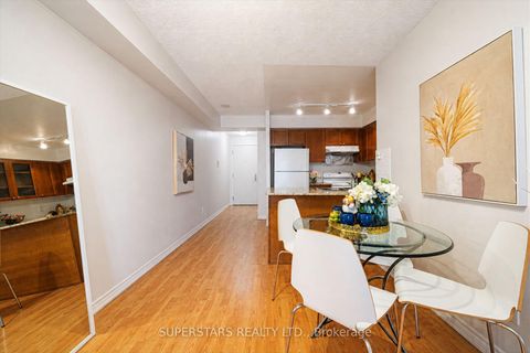 Photo 9 at 1813 - 761 Bay Street, Bay Street Corridor, Toronto