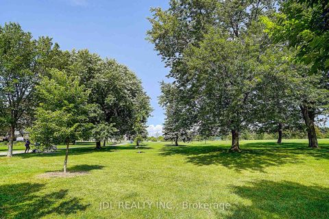 Photo 2 at 316 - 2100 Bridletowne Circle, L'Amoreaux, Toronto