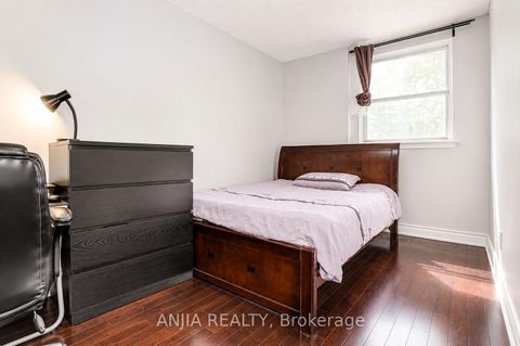 Photo 10 at 115 Portsdown Road, Dorset Park, Toronto