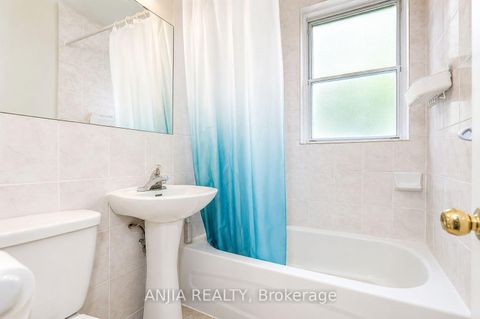 Photo 14 at 115 Portsdown Road, Dorset Park, Toronto