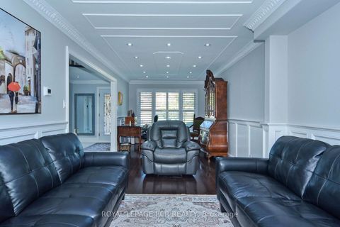 Photo 9 at 3 Jackman Crescent, West Woodbridge, Vaughan