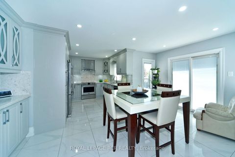 Photo 15 at 3 Jackman Crescent, West Woodbridge, Vaughan