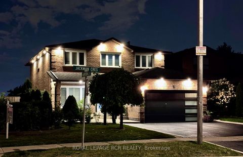 Photo 44 at 3 Jackman Crescent, West Woodbridge, Vaughan
