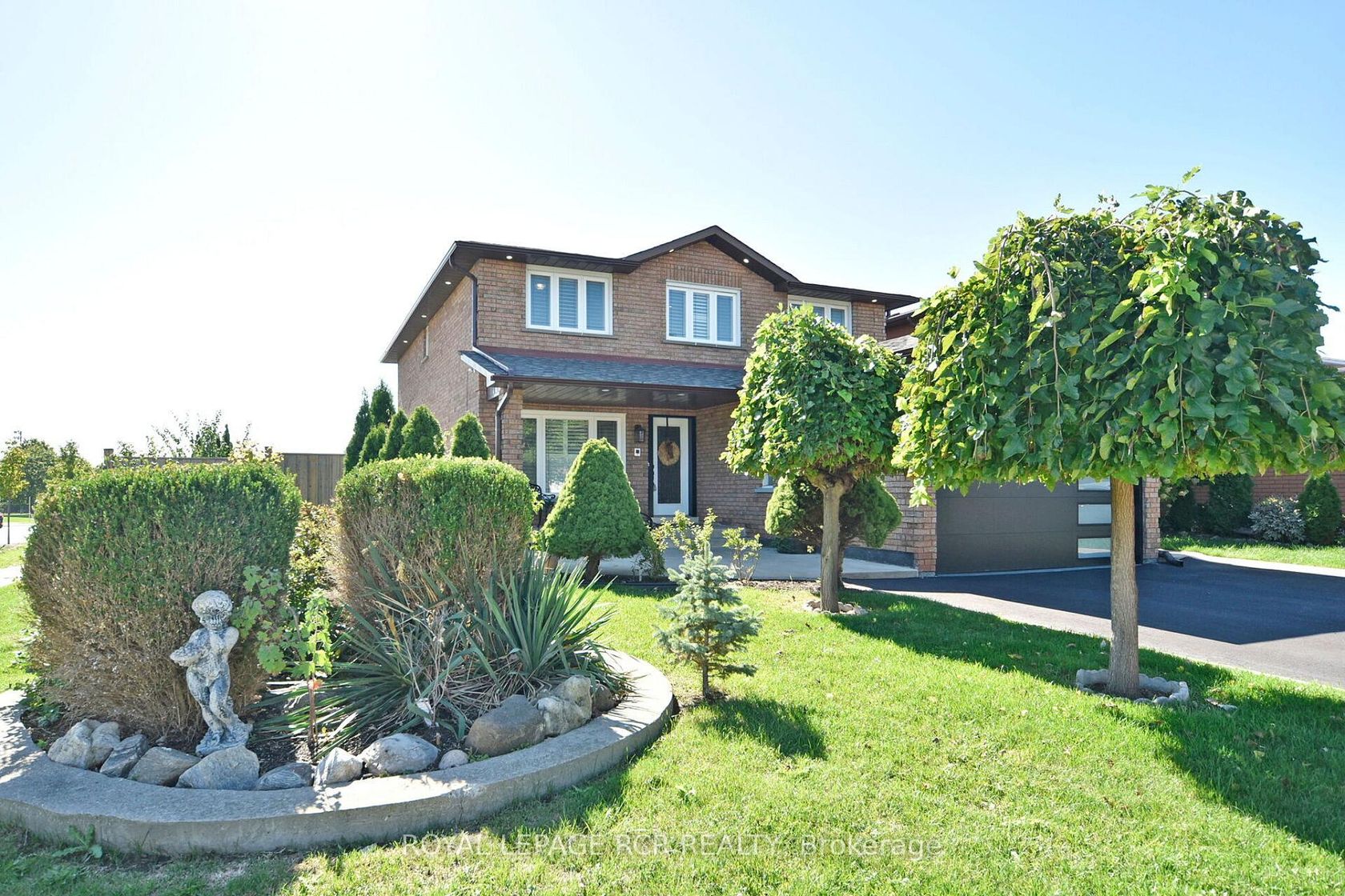 3 Jackman Crescent, West Woodbridge, Vaughan photo number 2