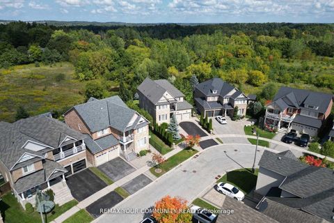 Photo 4 at 35 Vandervoort Drive, Jefferson, Richmond Hill