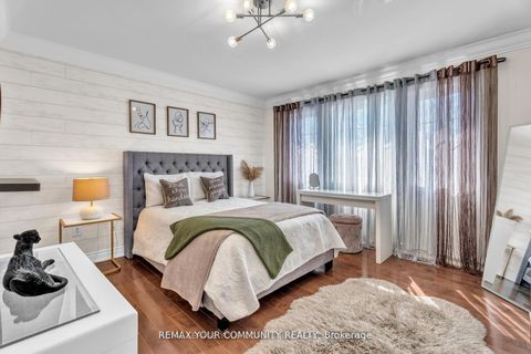 Photo 23 at 35 Vandervoort Drive, Jefferson, Richmond Hill