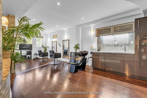 Photo 33 at 35 Vandervoort Drive, Jefferson, Richmond Hill