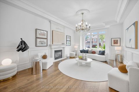 Photo 2 at 92 Caines Avenue, Newtonbrook West, Toronto