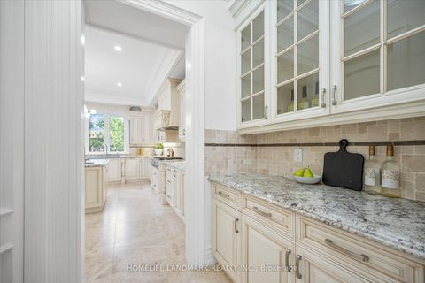Photo 8 at 92 Caines Avenue, Newtonbrook West, Toronto