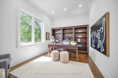 Photo 13 at 92 Caines Avenue, Newtonbrook West, Toronto
