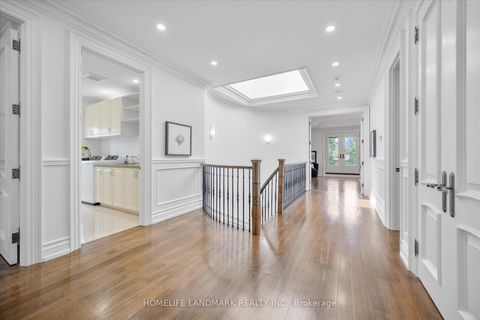 Photo 15 at 92 Caines Avenue, Newtonbrook West, Toronto