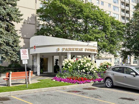 Photo 1 at 1609 - 5 Parkway Forest Drive, Henry Farm, Toronto