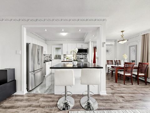 Photo 8 at 1609 - 5 Parkway Forest Drive, Henry Farm, Toronto