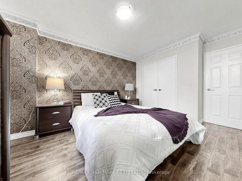 Photo 19 at 1609 - 5 Parkway Forest Drive, Henry Farm, Toronto