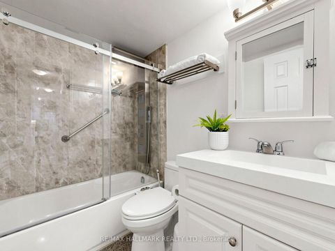 Photo 20 at 1609 - 5 Parkway Forest Drive, Henry Farm, Toronto