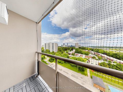 Photo 28 at 1609 - 5 Parkway Forest Drive, Henry Farm, Toronto