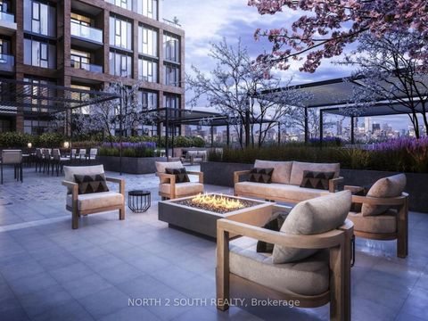 Photo 2 at 529 - 858 Dupont Street, Junction, Toronto