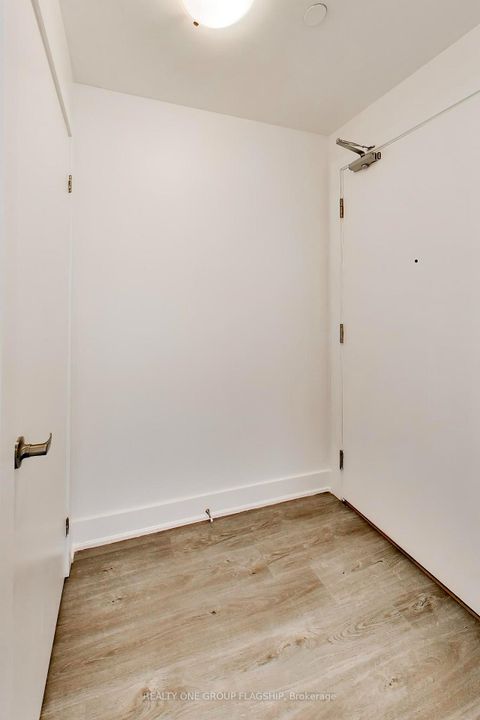 Photo 3 at 709 - 99 The Donway W, Don Mills, Toronto