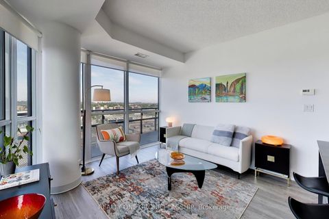 Photo 4 at 709 - 99 The Donway W, Don Mills, Toronto