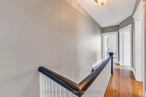 Photo 17 at 667 Ossington Avenue, Little Italy, Toronto
