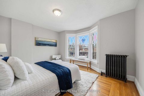 Photo 19 at 667 Ossington Avenue, Little Italy, Toronto