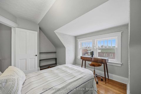 Photo 34 at 667 Ossington Avenue, Little Italy, Toronto