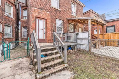 Photo 43 at 667 Ossington Avenue, Little Italy, Toronto