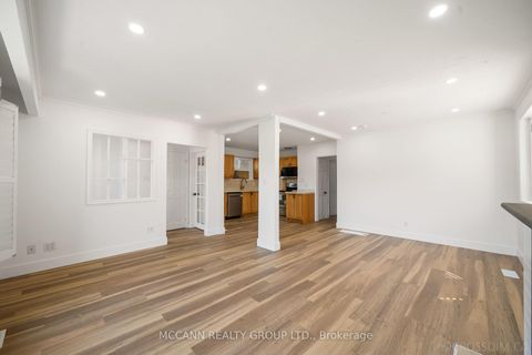 Photo 5 at 17 Barlow Road, Woburn, Toronto