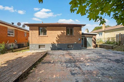 Photo 33 at 17 Barlow Road, Woburn, Toronto