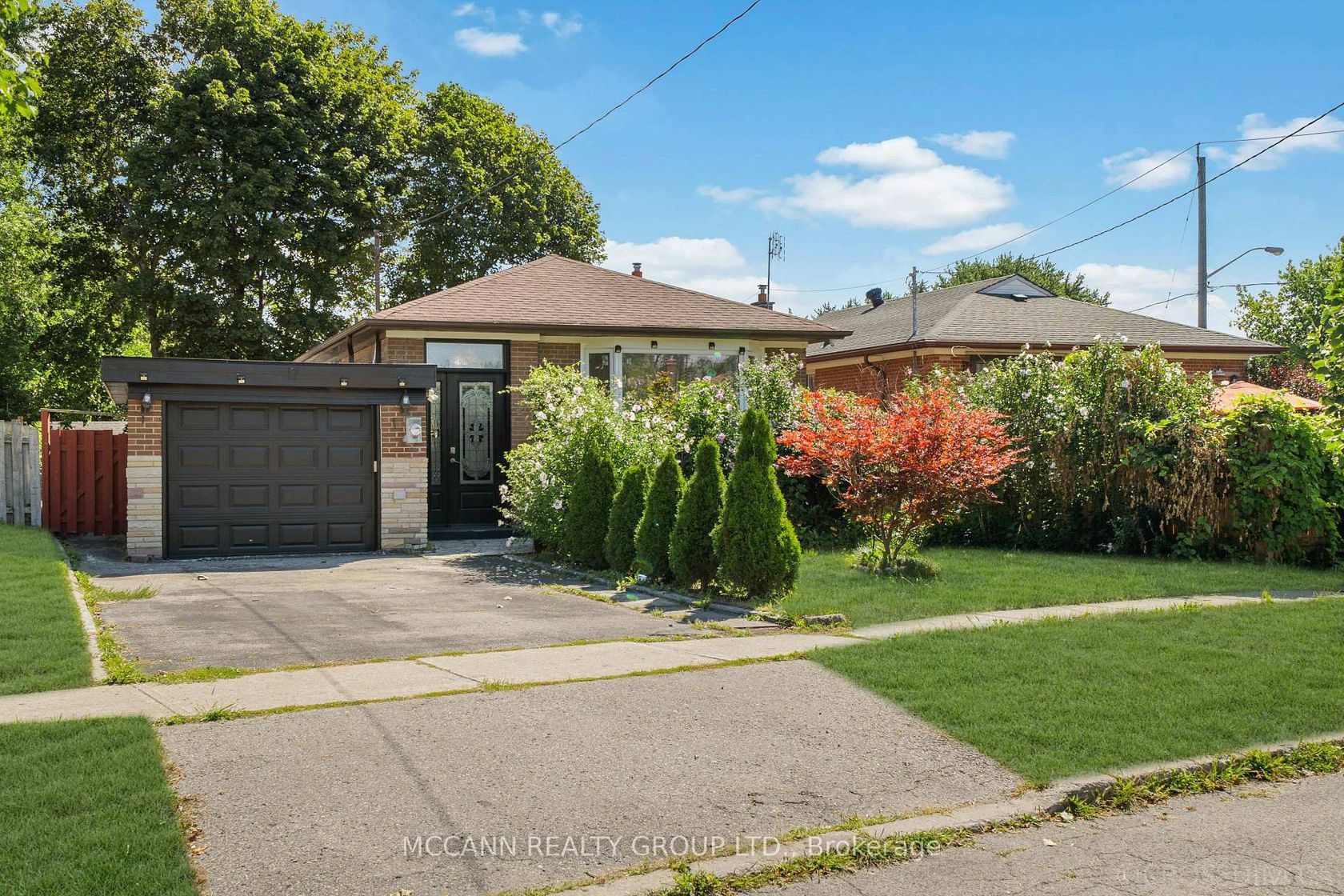 17 Barlow Road, Woburn, Toronto 
