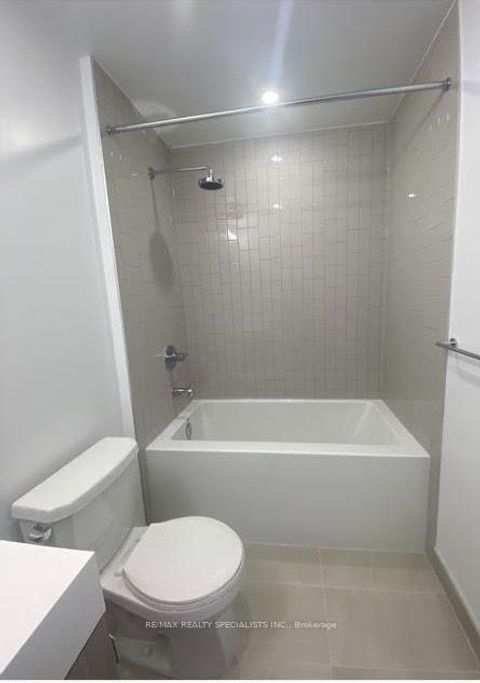 Photo 5 at 1508 - 130 River Street, Regent Park, Toronto