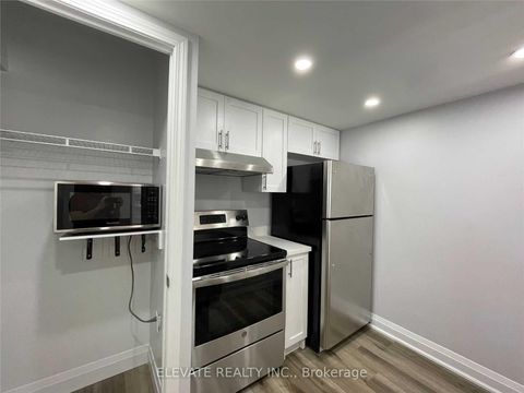 Photo 7 at 111 - 68 Douro Street, Niagara, Toronto