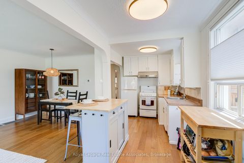 Photo 4 at 43 Heale Avenue, Cliffside, Toronto