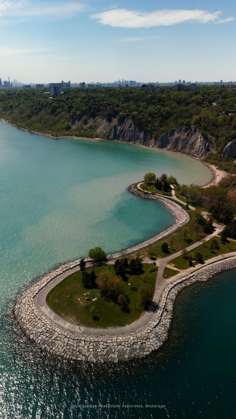 Photo 21 at 43 Heale Avenue, Cliffside, Toronto