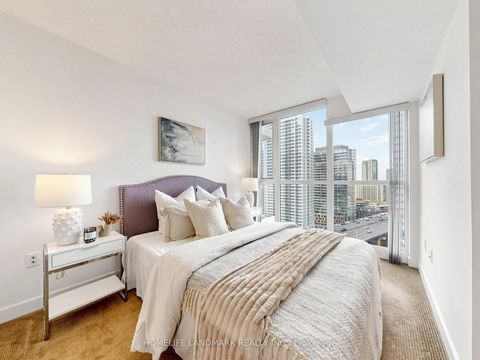 Photo 11 at 2215 - 75 Queens Wharf Road, Waterfront Communities C1, Toronto