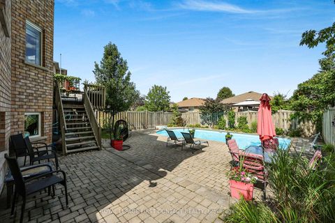 Photo 14 at 1 Brown Wood Drive, Little Lake, Barrie