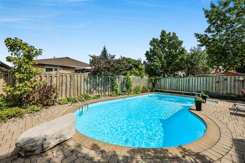 Photo 15 at 1 Brown Wood Drive, Little Lake, Barrie