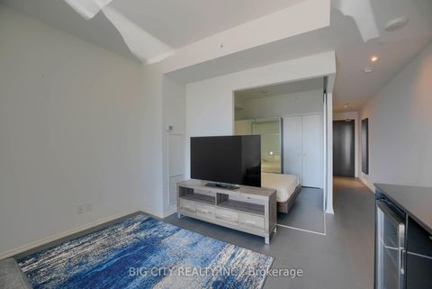 Photo 5 at 4014 - 70 Temperance Street, Bay Street Corridor, Toronto