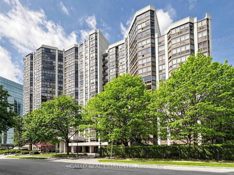Photo 1 at 203 - 10 Kenneth Avenue, Willowdale East, Toronto