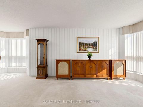 Photo 12 at 203 - 10 Kenneth Avenue, Willowdale East, Toronto