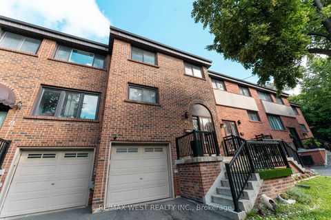 Photo 2 at 37 - 69 Maple Branch Path, The Westway, Toronto