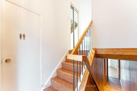 Photo 5 at 37 - 69 Maple Branch Path, The Westway, Toronto