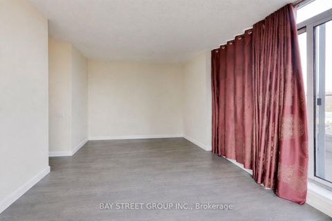 Photo 13 at TH07 - 25 Singer Court, Bayview Village, Toronto