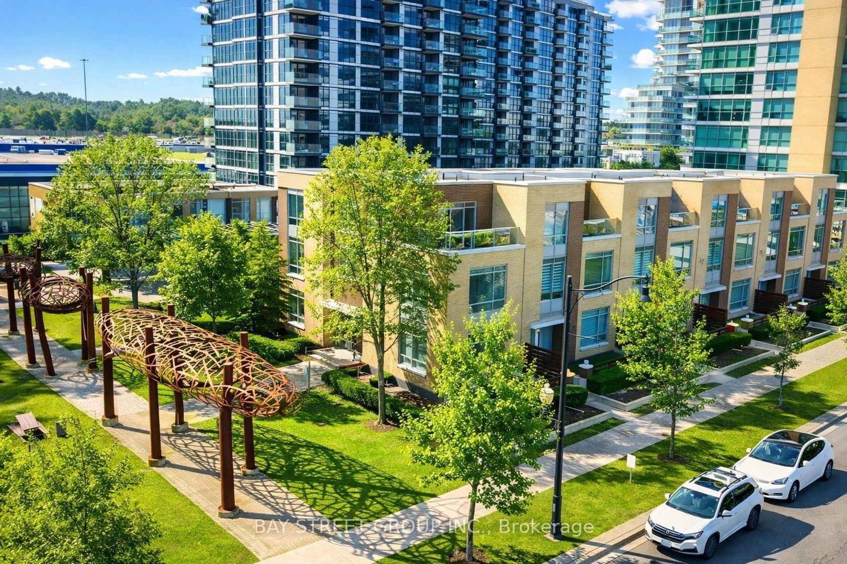 TH07 - 25 Singer Court, Bayview Village, Toronto 